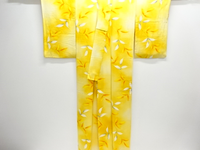  草葉模様小紋着物